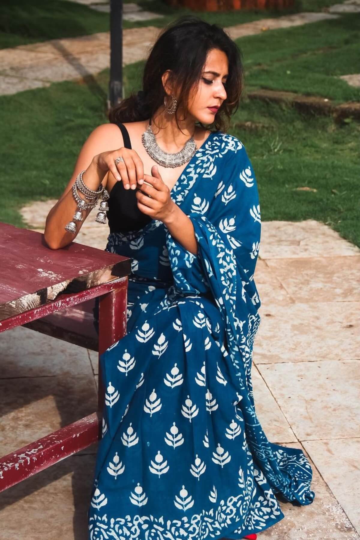 Ethnic 1 Minute Ready To Wear Blue Mul Cotton Digital Printed Saree With Pocket