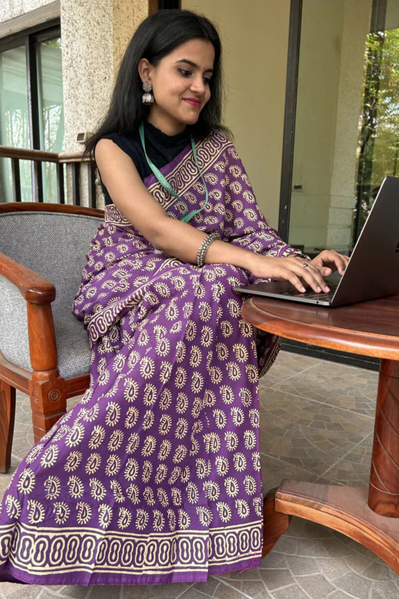 Enthralling 1 Minute Ready To Wear Lavender Mul Cotton Digital Printed Saree With Pocket