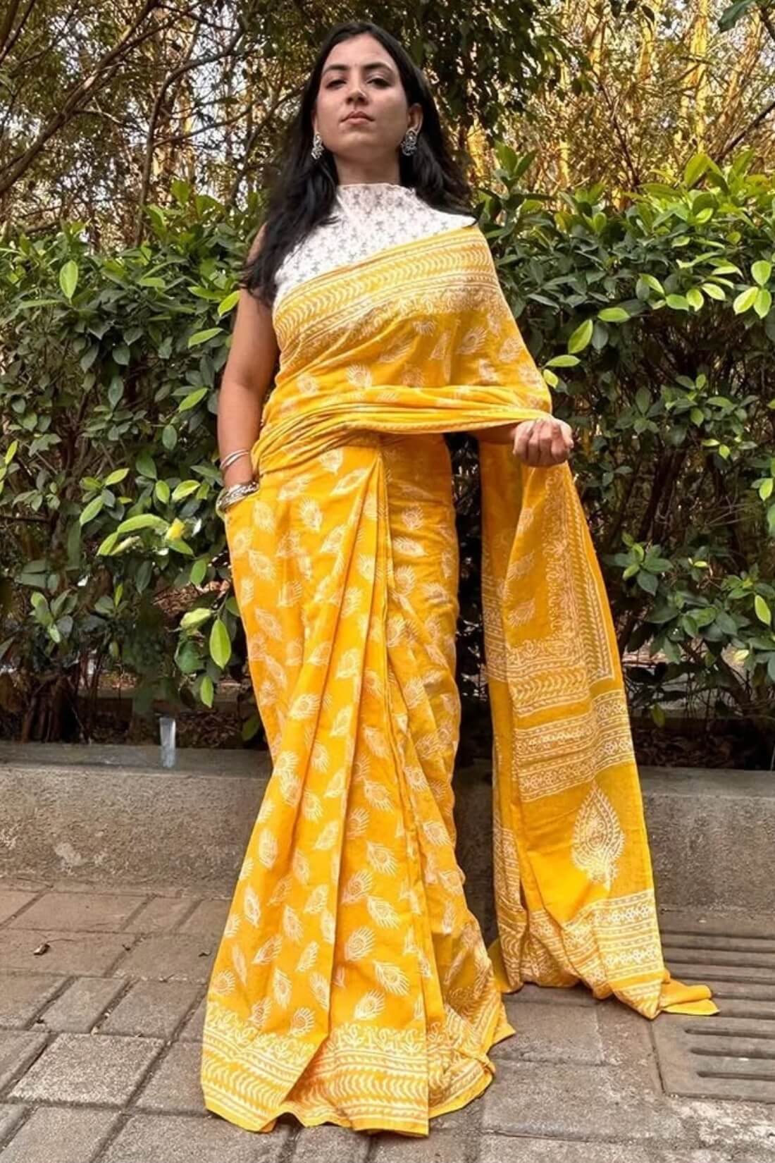 Magnetic 1 Minute Ready To Wear Yellow Mul Cotton Digital Printed Saree With Pocket