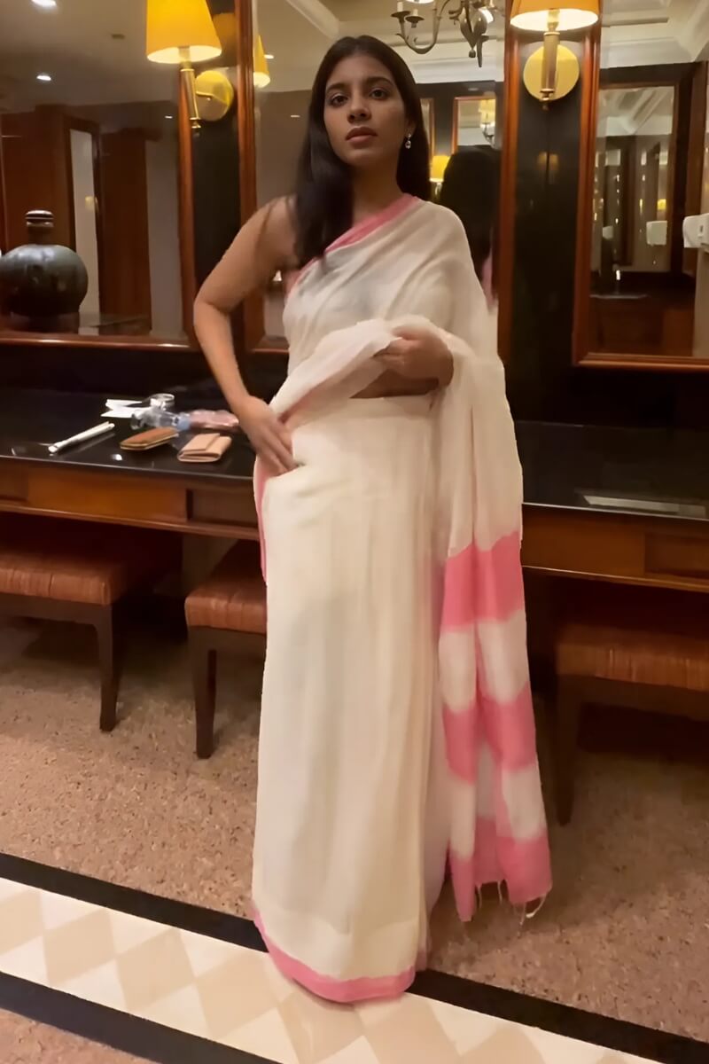 Woebegone 1 Minute Ready To Wear Off White Mul Cotton Digital Printed Saree With Pocket