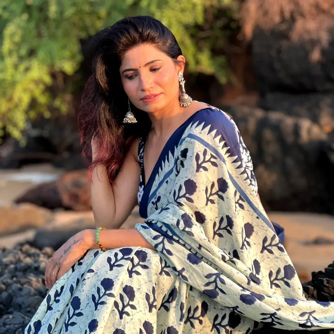 Mellifluous 1 Minute Ready To Wear Off White Mul Cotton Digital Printed Saree
